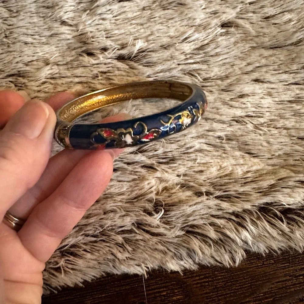 Blue and Silver Floral bangle Bracelet